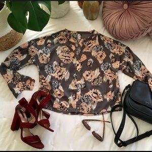 Xhilaration Floral Blouse